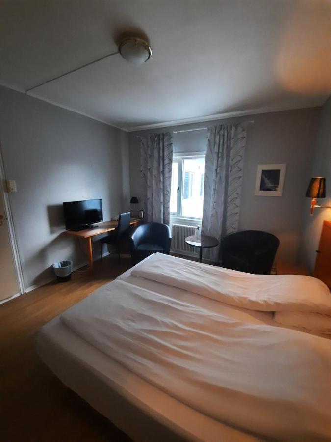 Sunndalsora Hotell Exterior photo