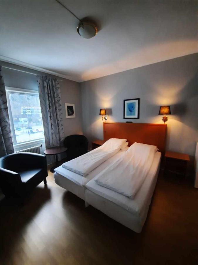 Sunndalsora Hotell Exterior photo