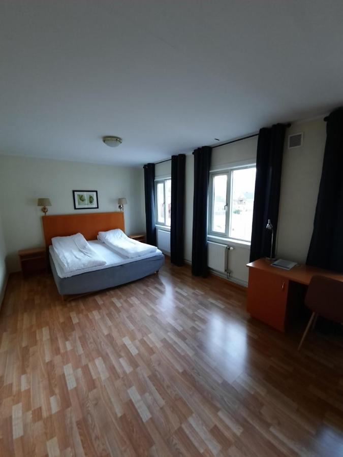 Sunndalsora Hotell Exterior photo
